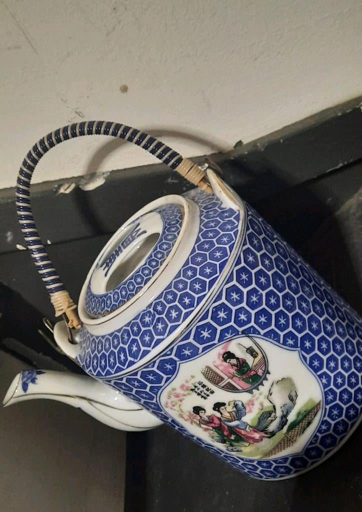 Vintage Japanse Geisha theepot., Ophalen of Verzenden