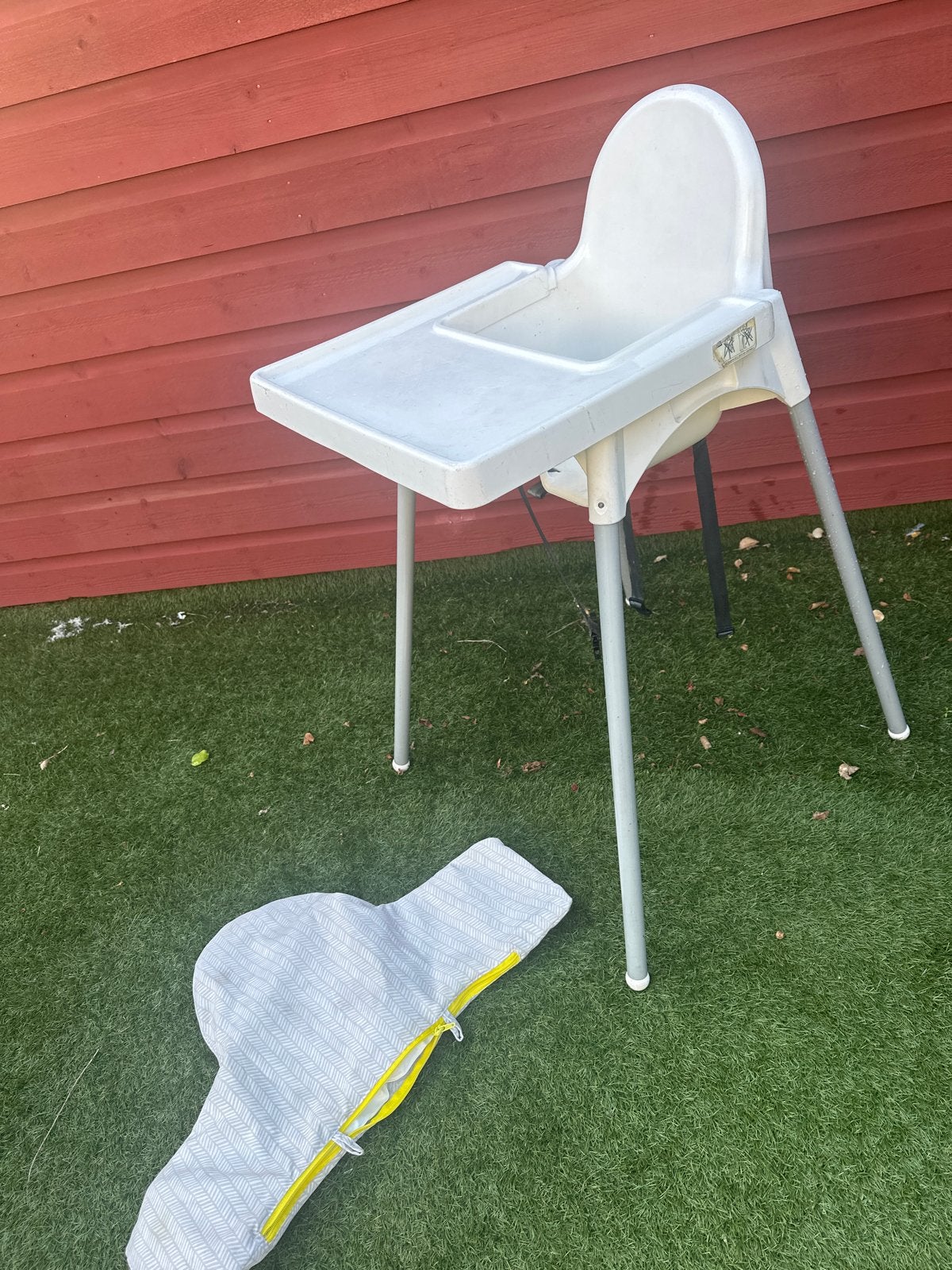 IKEA Kinderstoel met afneembaar eetblad, Ophalen, Gebruikt, Overige typen, Afneembaar eetblad