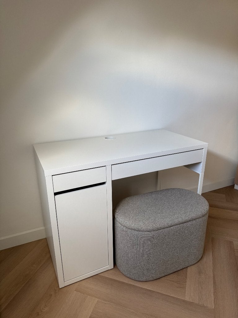 IKEA Micke bureau wit - 105x50 cm, Ophalen, Met lades, 105 cm, Gebruikt