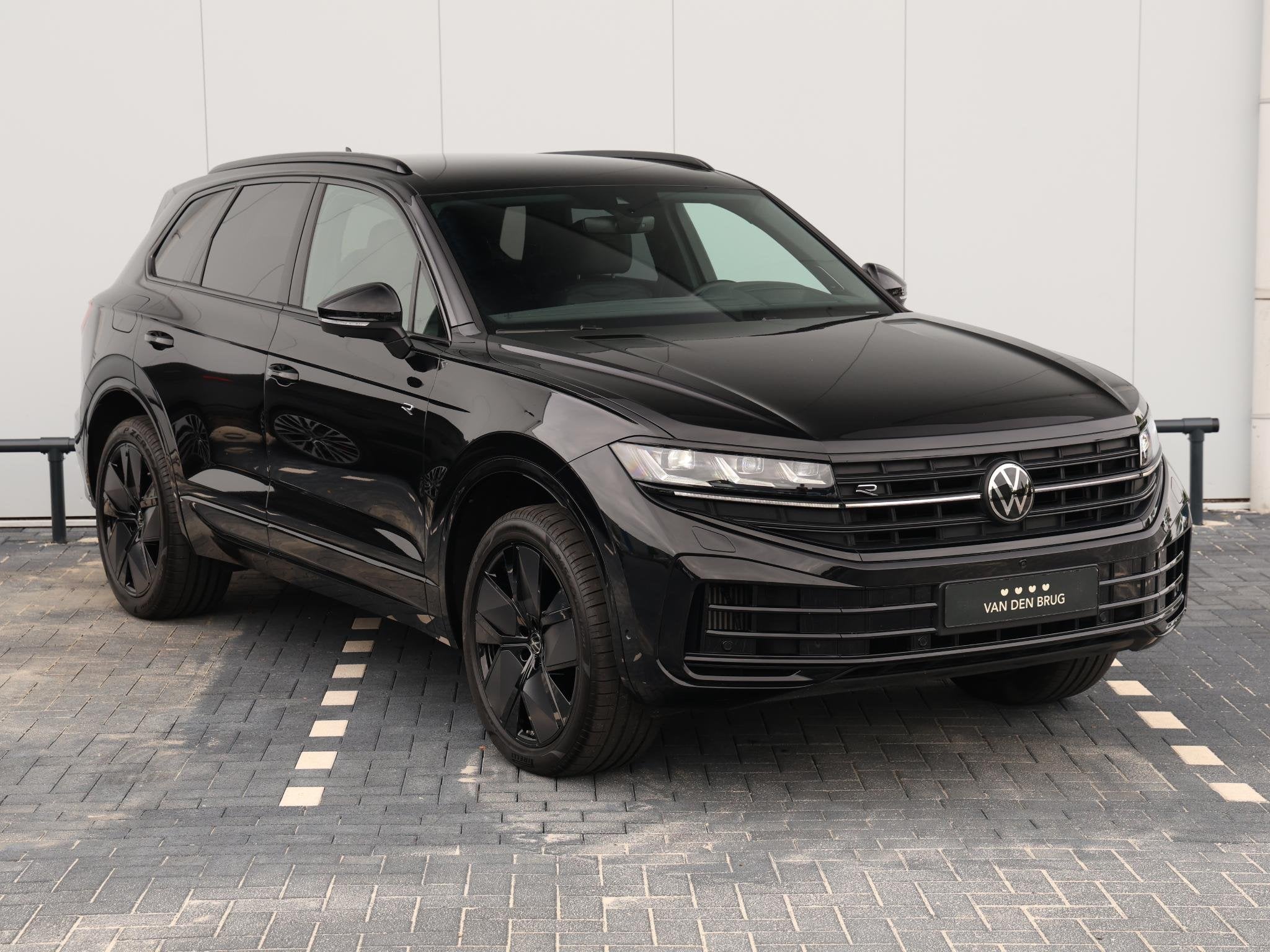 Volkswagen Touareg 3.0 TSi eHybrid 4MOTION R Edition 462PK |, Automaat, 14 kWh, Gebruikt, Euro 6