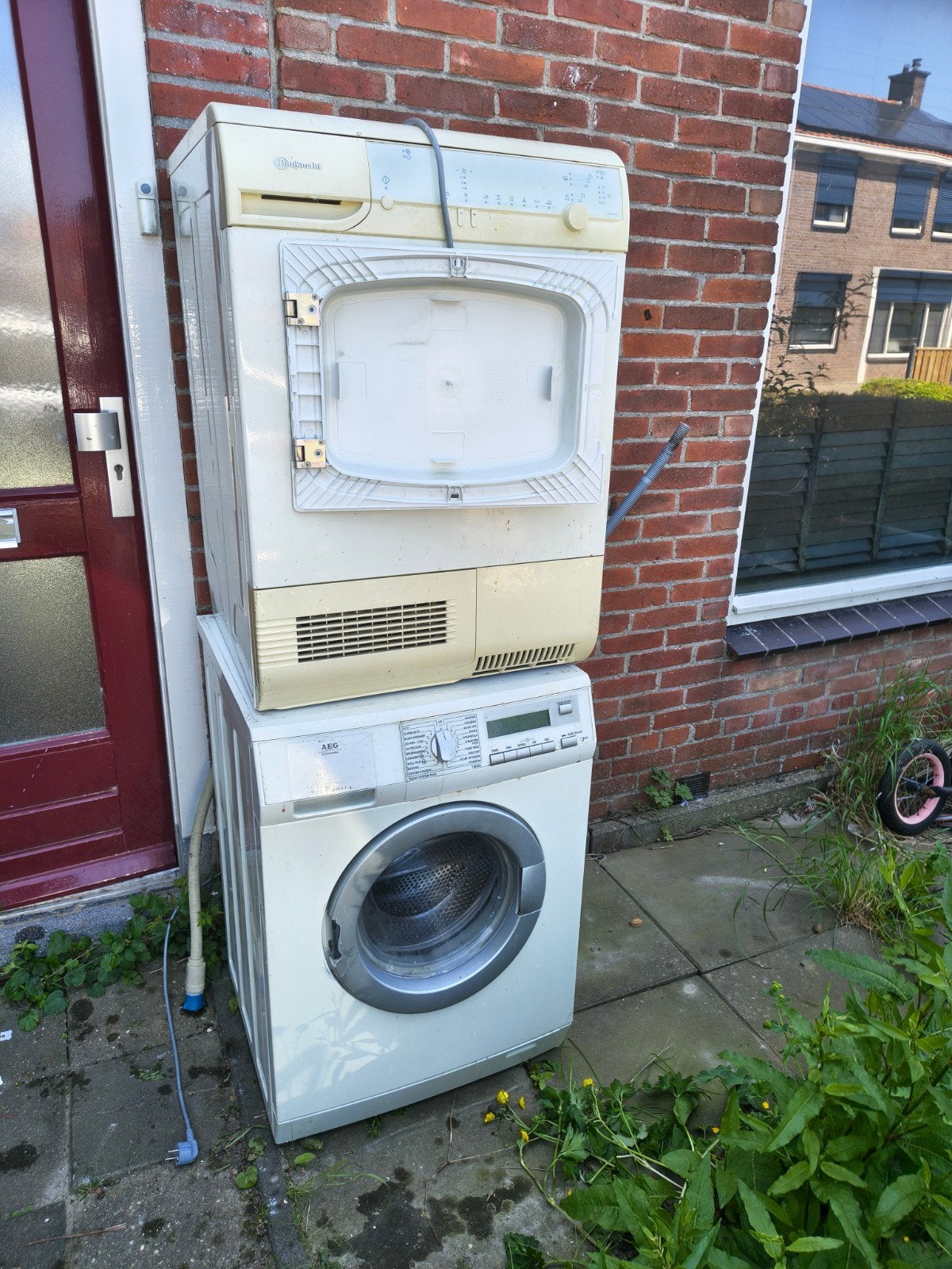 Wasmachine en droger set - AEG en Bauknecht, 6 tot 8 kg, Ophalen, Niet werkend, 85 tot 90 cm