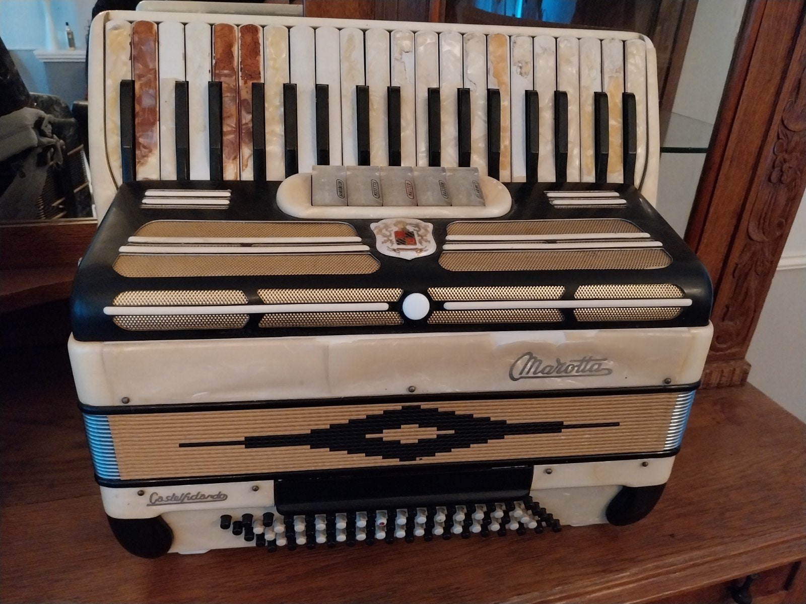 Marotta Castelfidardo accordeon - Goede staat, Muziek en Instrumenten, Gebruikt, Met koffer, Toetsaccordeon, 120-bas