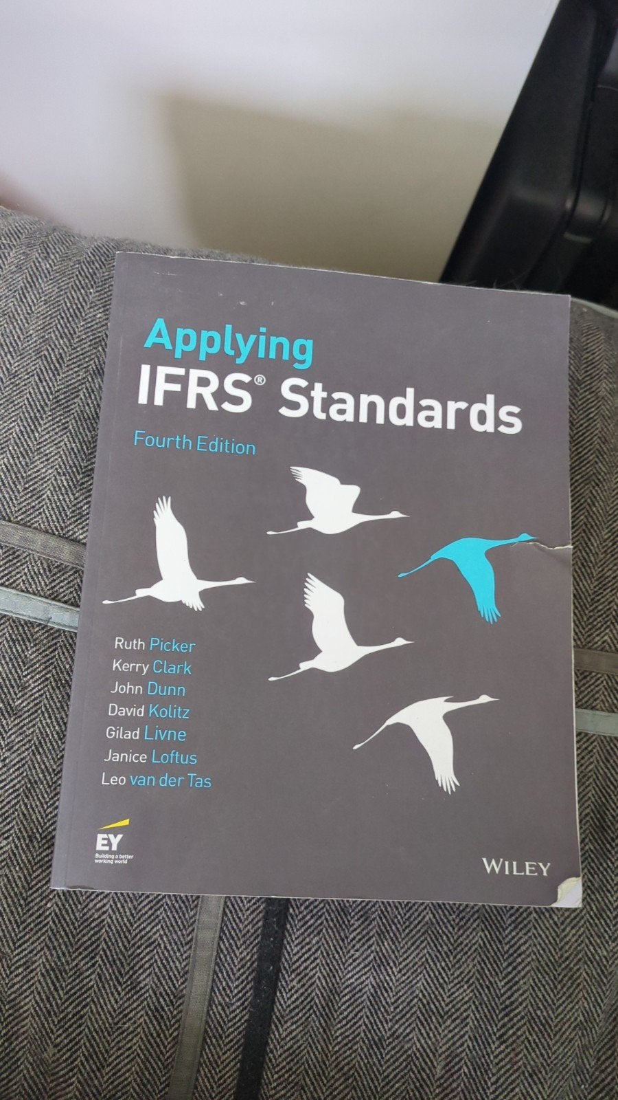 Applying IFRS Standards - Fourth Edition, WO, Ophalen, Gelezen, Ruth Picker, Kerry Clark