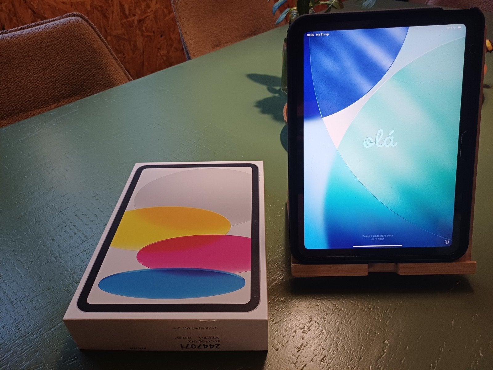 Apple iPad 10e generatie 64GB Wi-Fi Zilver met hoes, Computers en Software, Gebruikt, Apple iPad, 64 GB, Wi-Fi