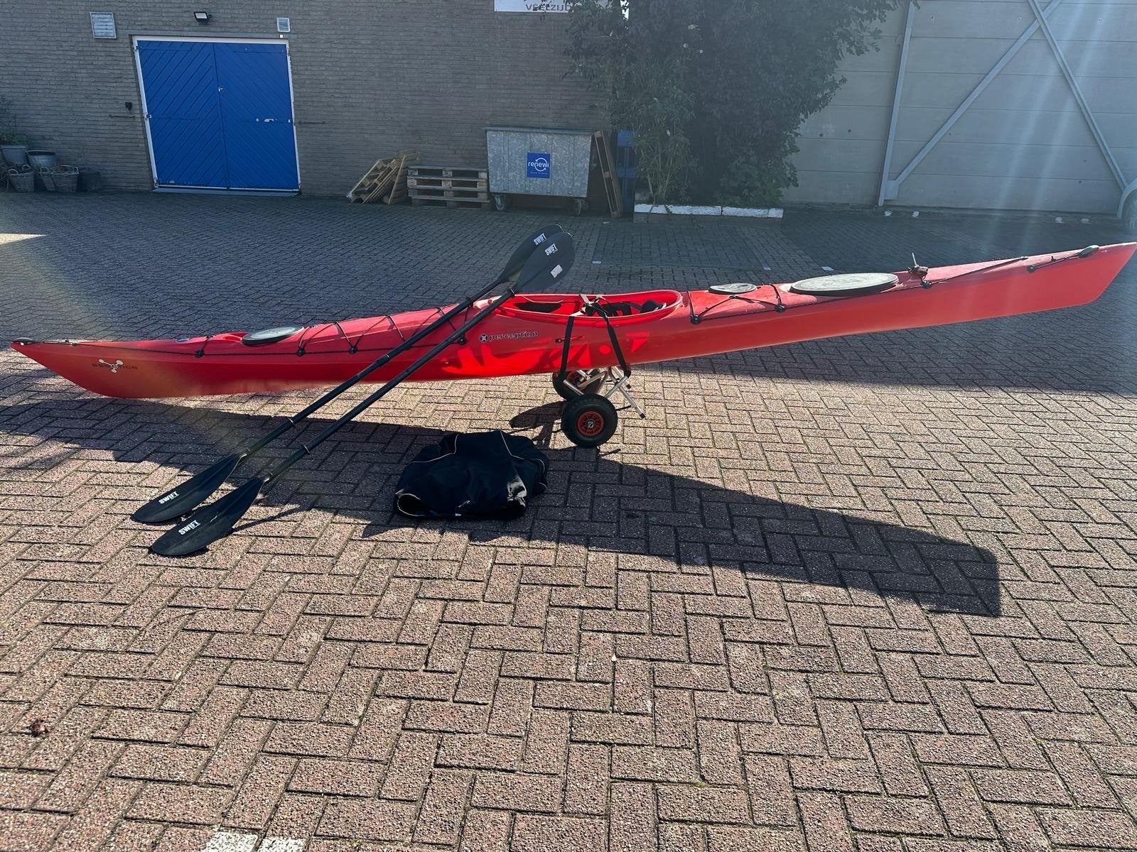 Perception Essence 17 Luxe Zeekayak met accessoires, Ophalen, Zo goed als nieuw, 1-persoons