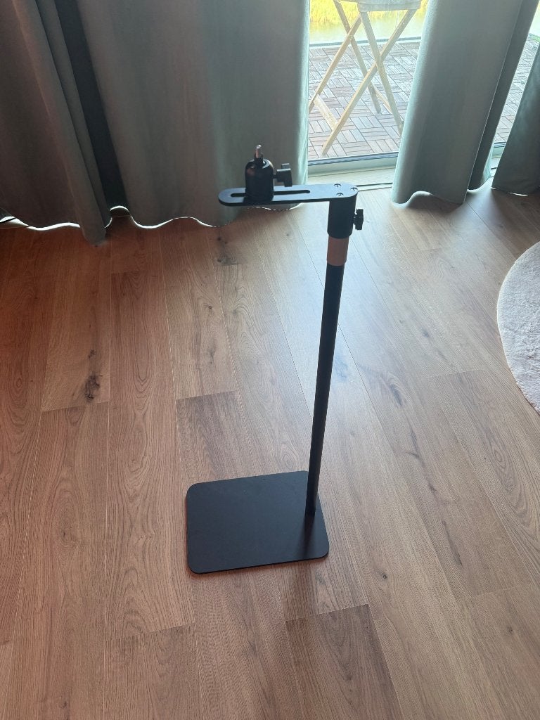 Beamer statief / projector stand design, Audio, Tv en Foto, Beamers, Ophalen of Verzenden, Nieuw, LED, Ultra HD (4K)