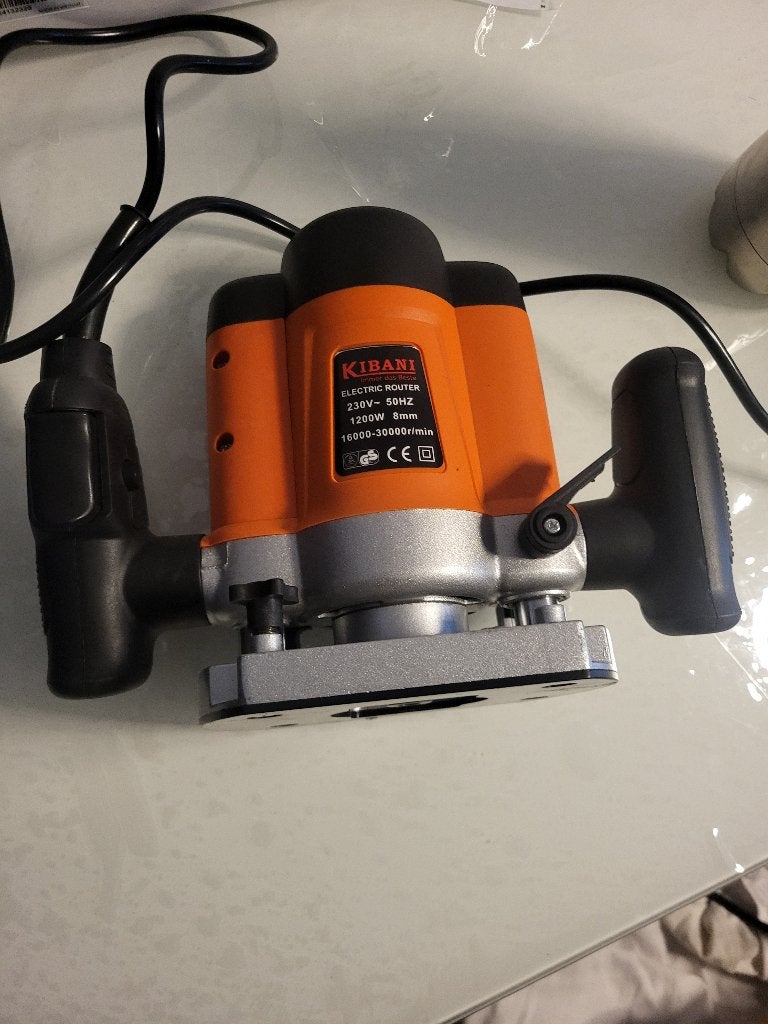 Boven frees hout frees, Ophalen of Verzenden, Zo goed als nieuw, Bovenfrees, Kibani