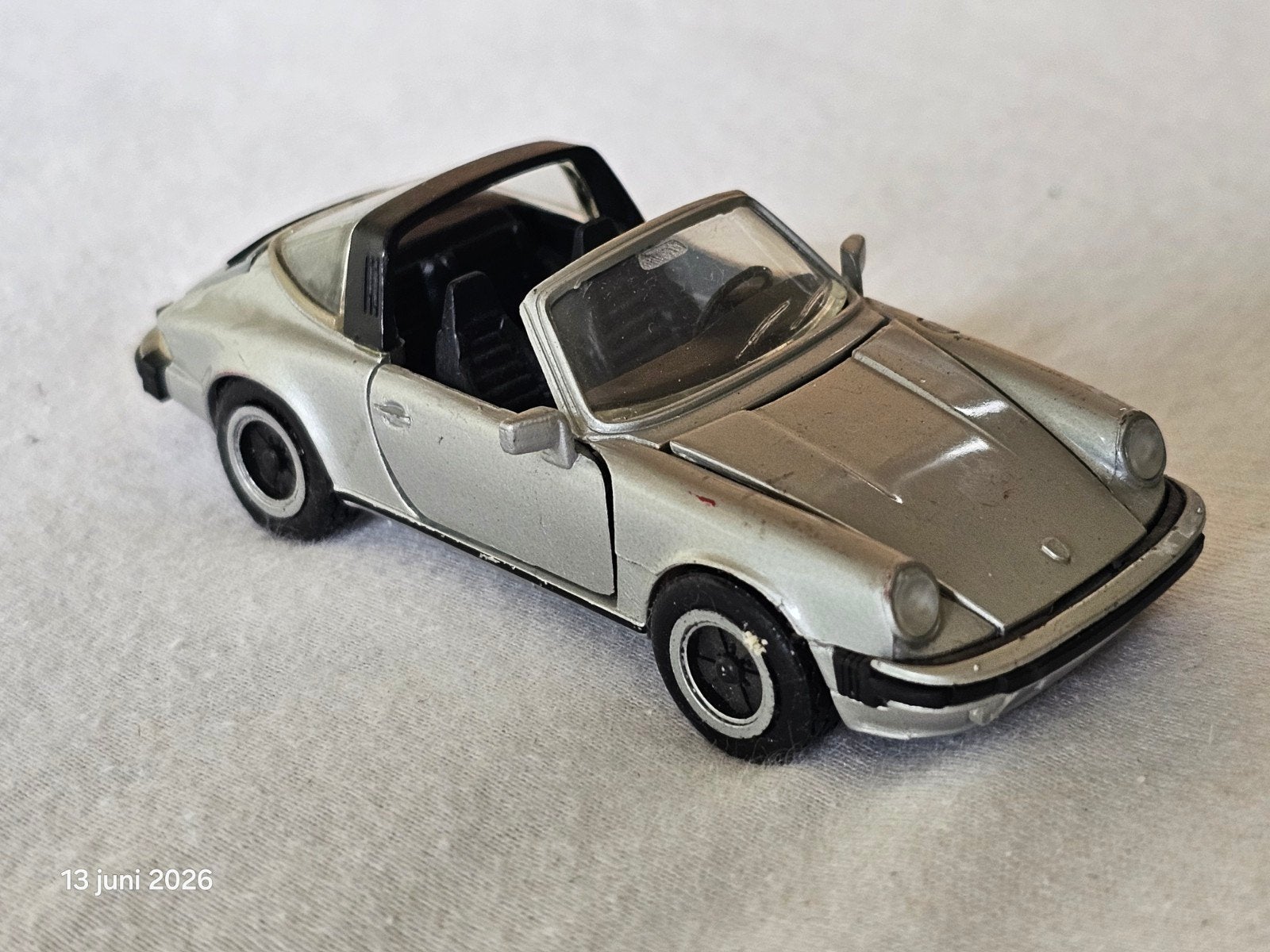 Fraaie Porsche 911 Targa G model van NZG in top staat, Hobby en Vrije tijd, Modelauto's | 1:43, Ophalen of Verzenden, Zo goed als nieuw