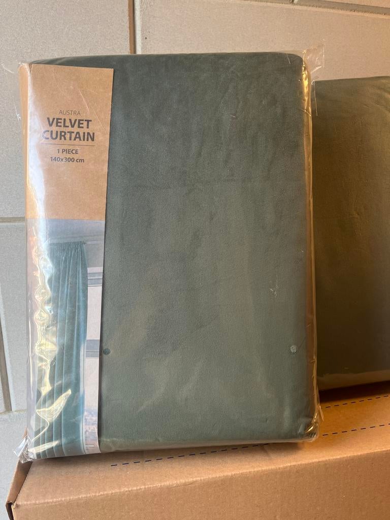 Austra velvet gordijnen - JYSK (4 stuks), Ophalen, 100 tot 150 cm, 200 cm of meer, Zo goed als nieuw