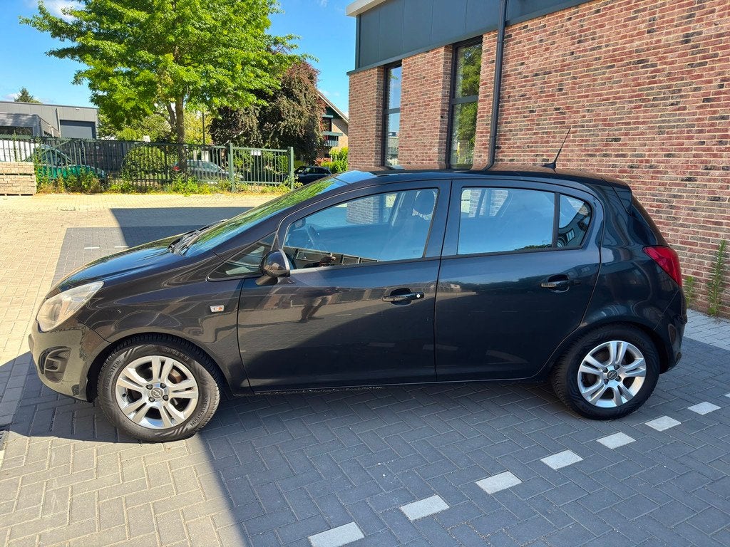 Opel Corsa 1.3 CDTi EcoFlex S/S Business+, Auto's, Opel, Voorwielaandrijving, Euro 5, Gebruikt, Zwart
