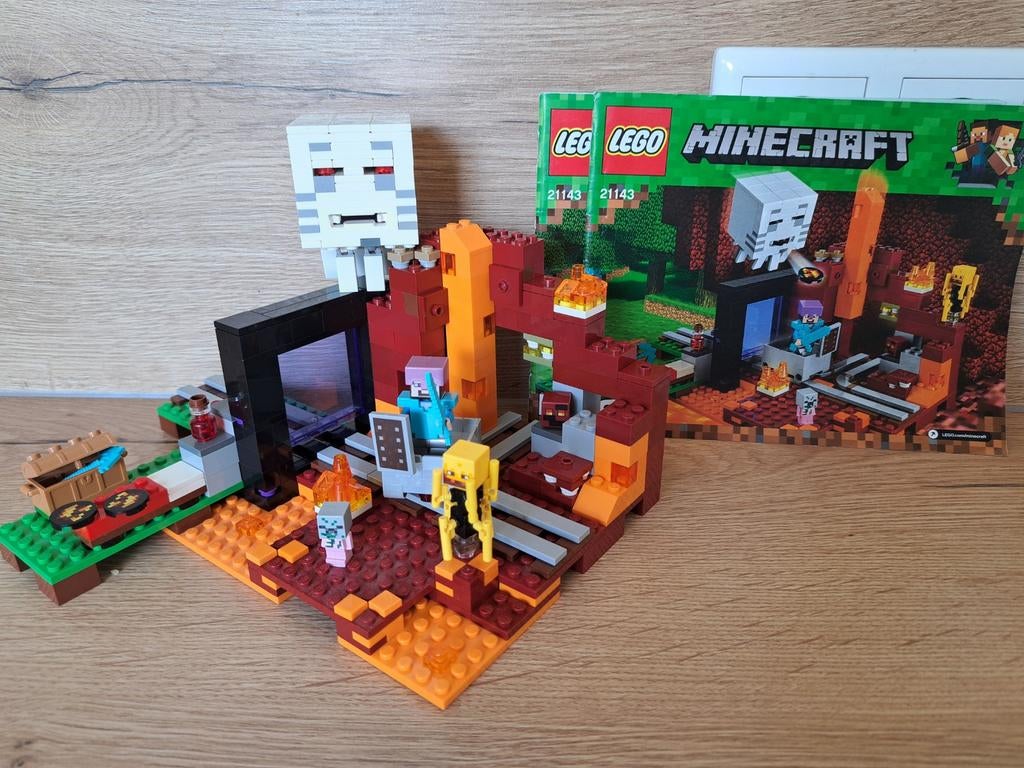 Lego 21143 Minecraft The Nether Portal (compleet), Compleet, Gebruikt, Minecraft, Lego