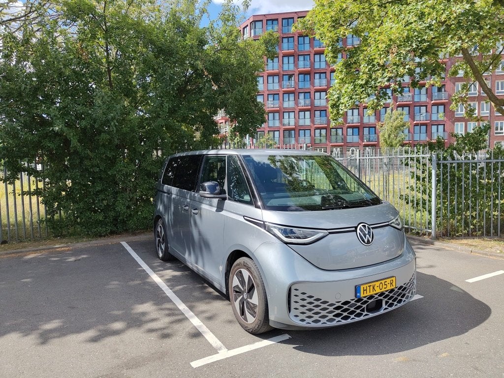 VW ID. Buzz Pro (2023) – Inclusief Camper Inbouw en Extra's, Automaat, Achterwielaandrijving, ID.Buzz, Te koop