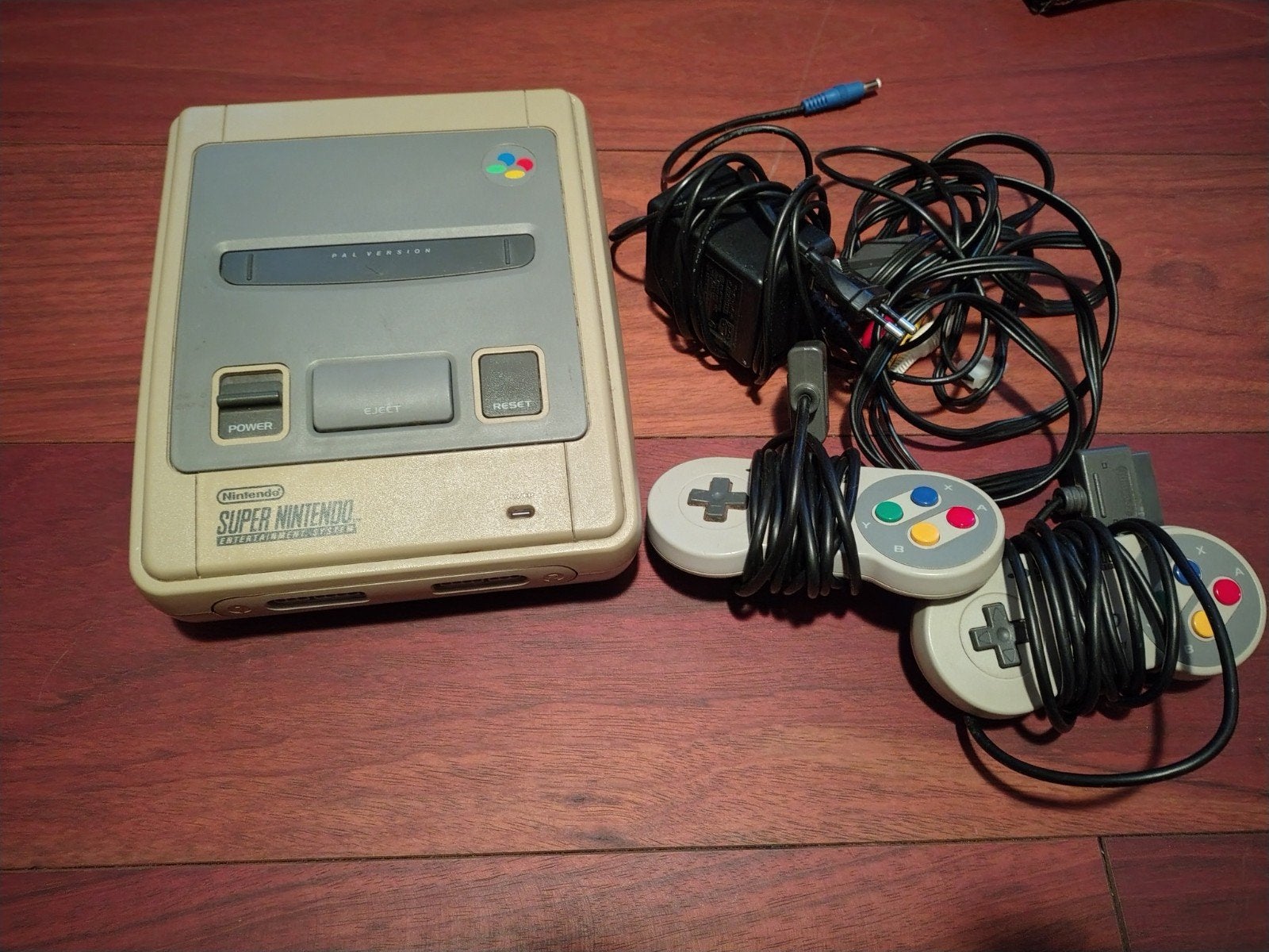 Super Nintendo SNES console met 2 controllers en 5 games, Spelcomputers en Games, Ophalen of Verzenden, Gebruikt, Met 2 controllers