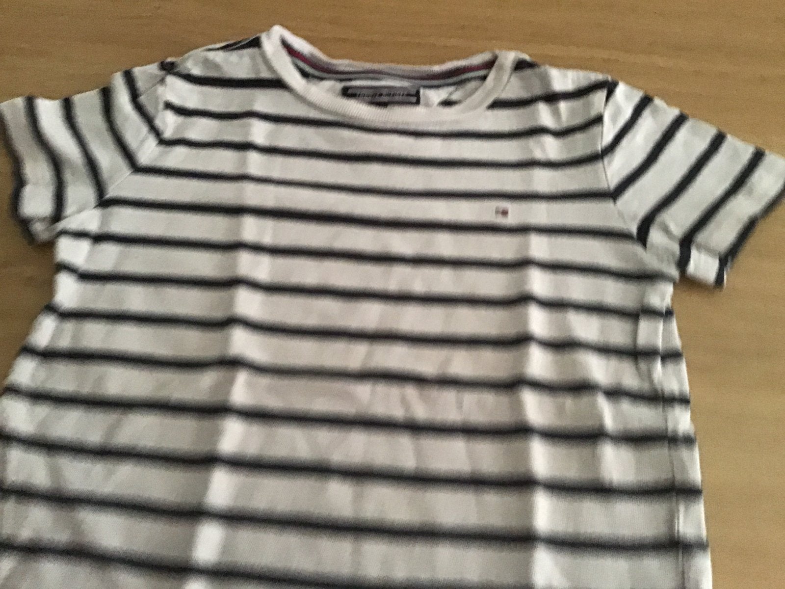 Tommy Hilfiger T-shirt gestreept wit/zwart, Kinderen en Baby's, Verzenden