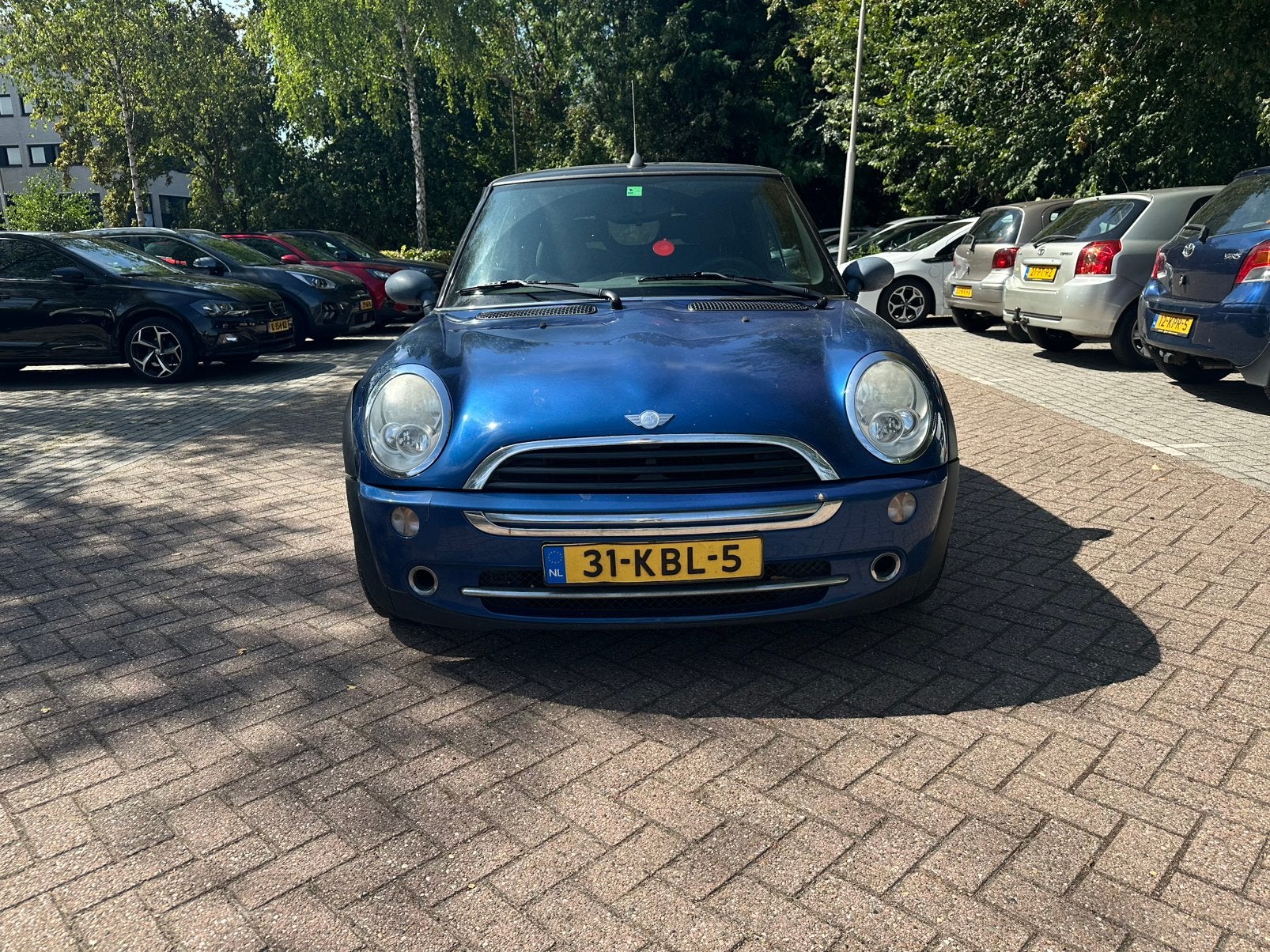 Mini 1.6 16V ONE Cabrio 2007 Blauw, Auto's, 4 cilinders, Cabriolet, 14 km/l, Handgeschakeld