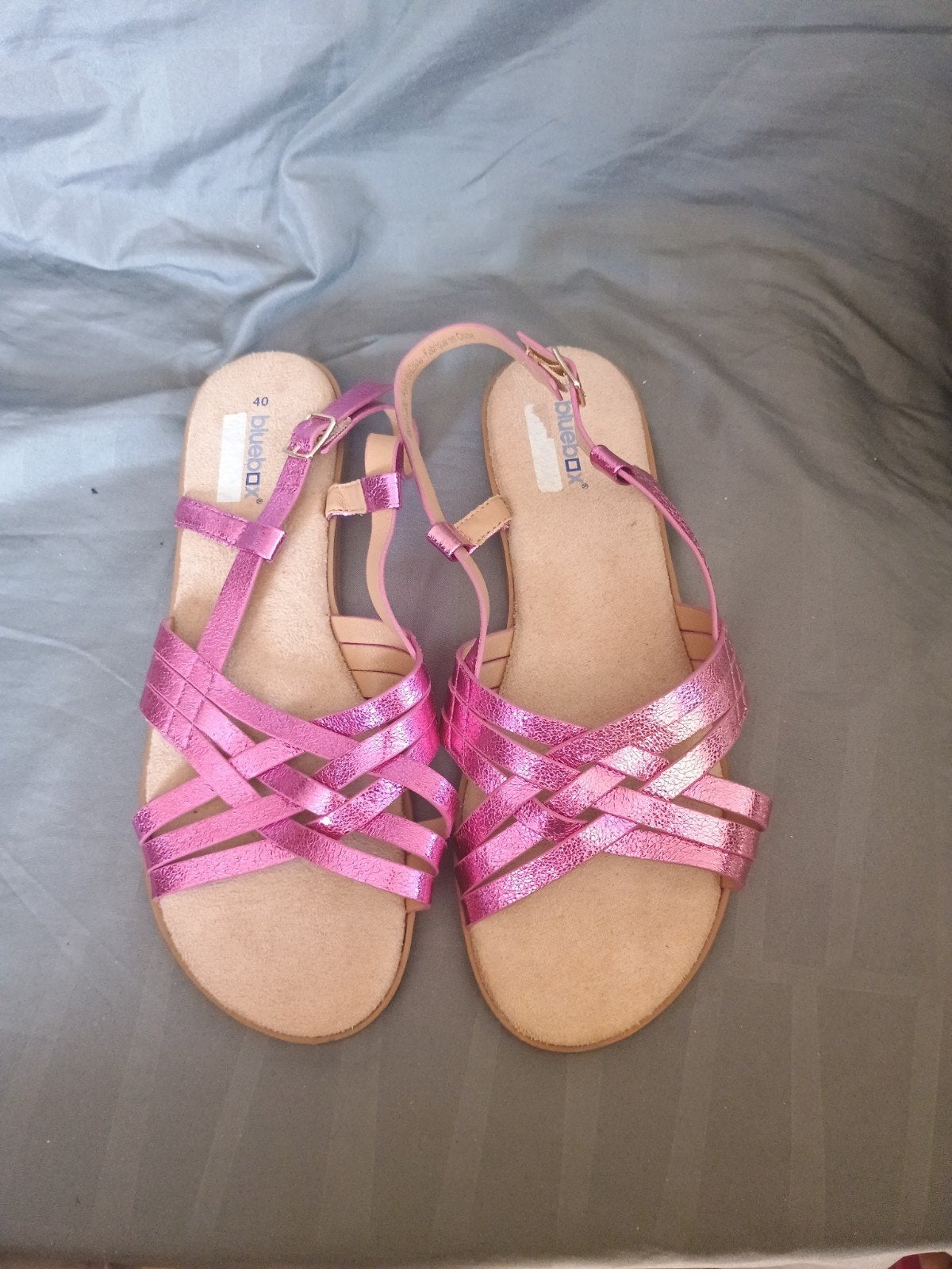 Roze metallic sandalen maat 40, Kleding | Dames, Roze, Bluebox, Gedragen, Sandalen of Muiltjes