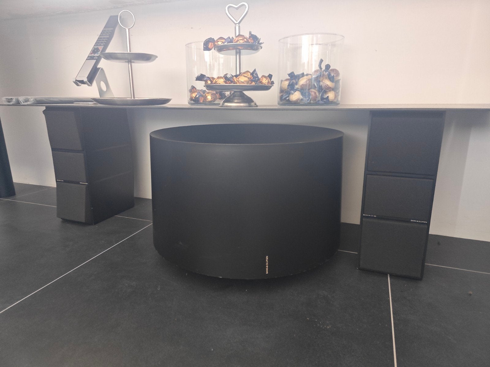 Bang & Olufsen BeoVox CX100 + Cona / B&O luidsprekers, Ophalen, Basreflex, 120 tot 150 watt, Speakerset