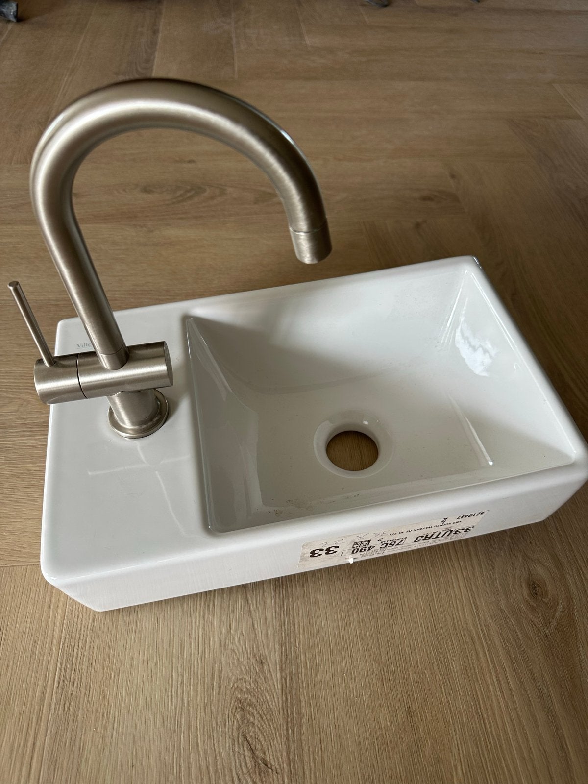 Villeroy & Boch Toiletfontein met RVS Kraan, Ophalen, Zo goed als nieuw, Rvs, Wastafel