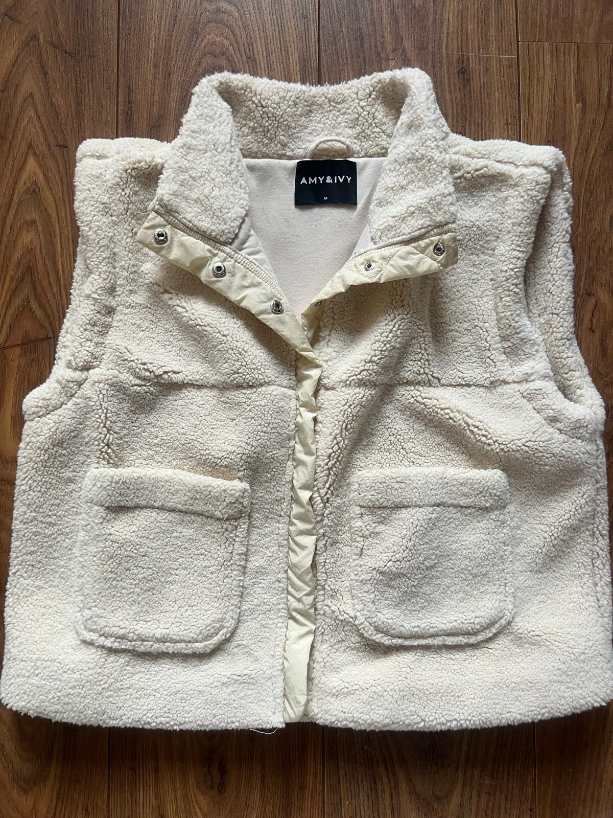 Amy & Ivy Teddy Gilet - Crème - Maat M, Ophalen of Verzenden, Zo goed als nieuw, Maat 38/40 (M), Beige