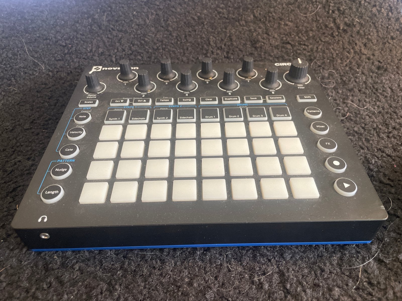 Novation Circuit Groovebox, Muziek en Instrumenten, Ophalen of Verzenden, Gebruikt, Overige aantallen, Novation