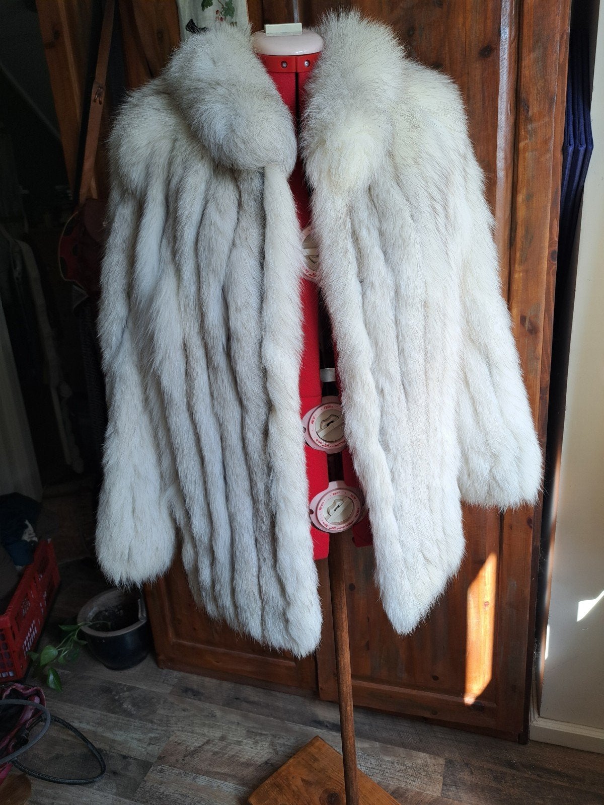 Prachtige witte Saga Fox bontjas, Kleding | Dames, Maat 38/40 (M), Wit, Ophalen of Verzenden, Zo goed als nieuw
