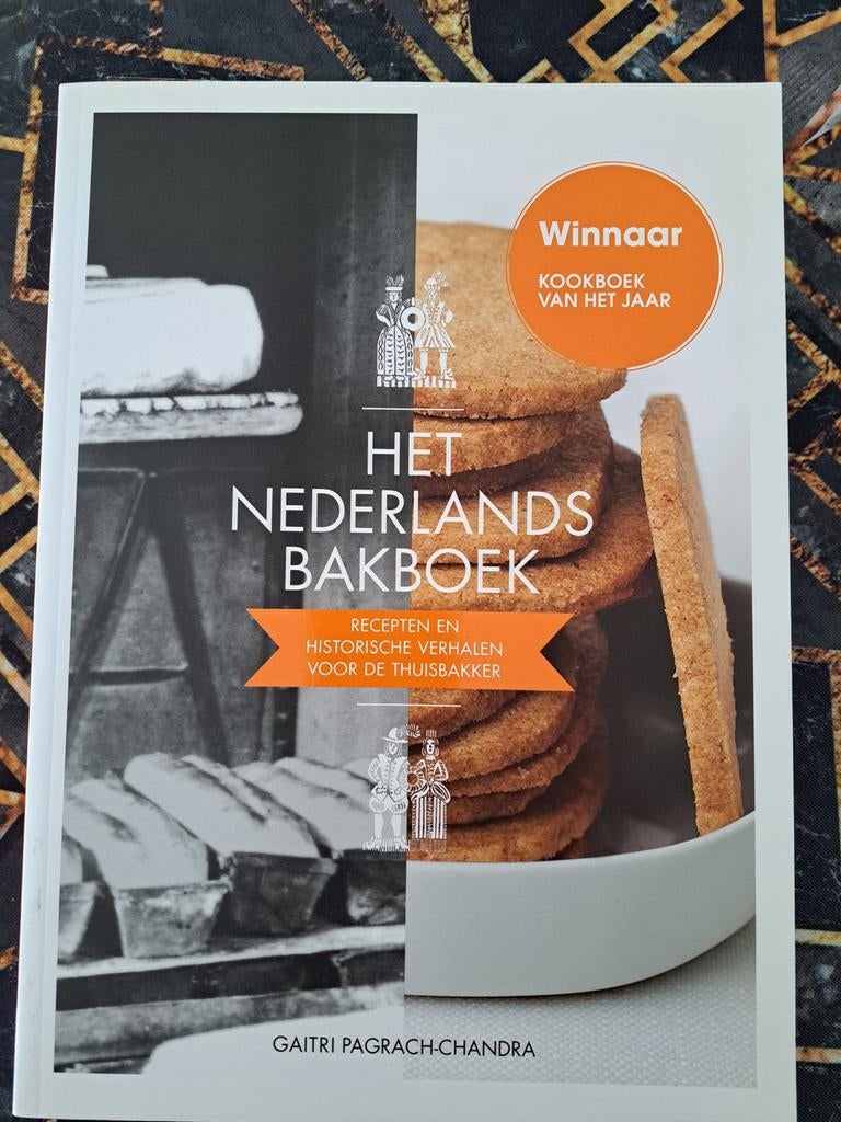 Het Nederlands Bakboek - Gaitri Pagrach-Chandra, Ophalen of Verzenden, Gelezen, Nederland en België
