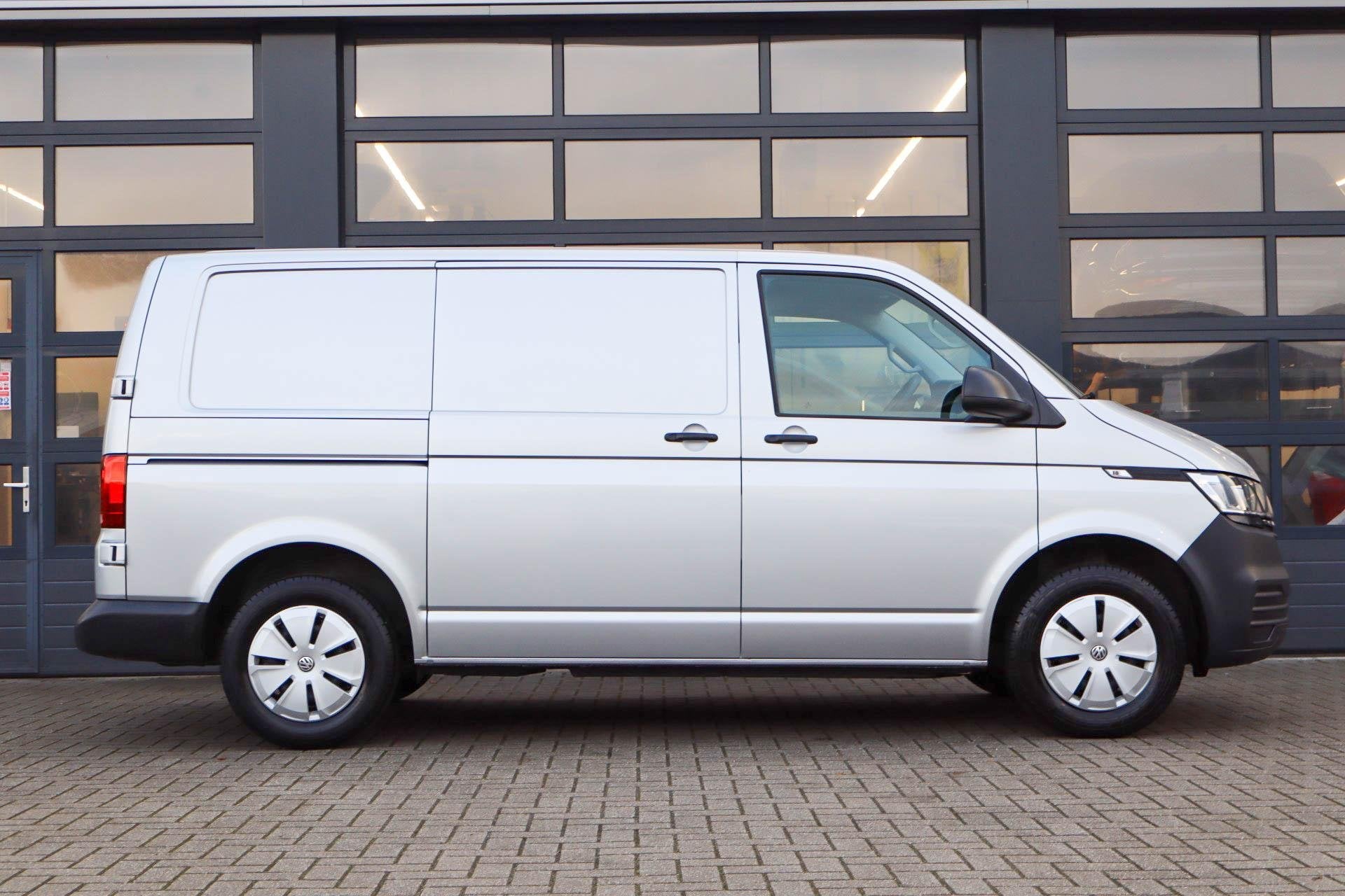 Volkswagen Transporter 2.0 TDI 90pk L1H1 | Cruise Control |, Auto's, Voorwielaandrijving, 12 maanden, Stof, Gebruikt