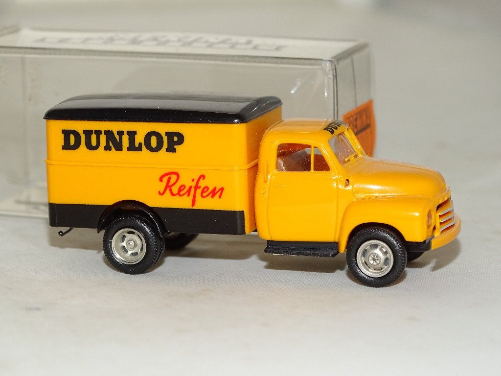 1/87 Brekina Opel Blitz Dunlop, Ophalen of Verzenden, Nieuw, Bus of Vrachtwagen, Brekina