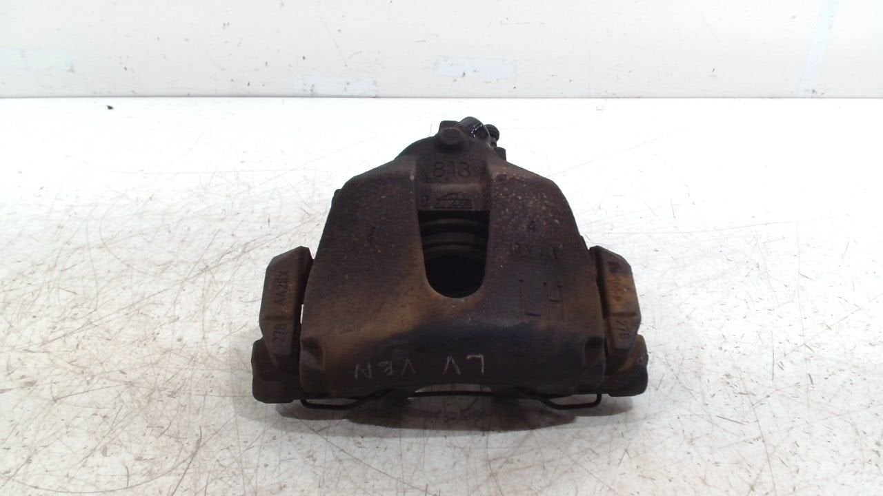 Remklauw links voor Ford Focus, Onderdelen@venauto.nl, Van der Ven Autorecycling B.V., Gebruikt, Ettenseweg 76, 4706 PB Roosendaal, The Netherlands