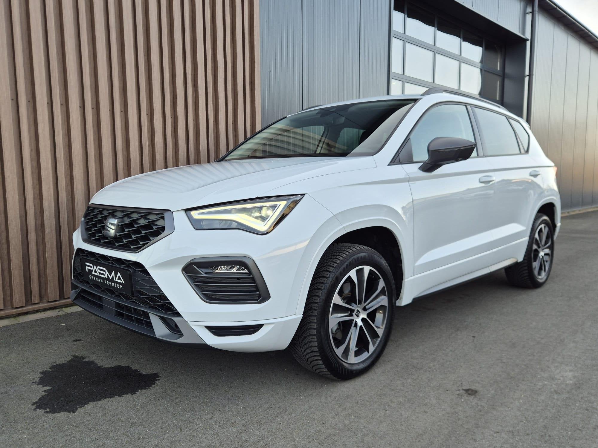 SEAT Ateca 1.5 TSI ACT 110kW FR Black Edition | Virtual | Ca, Auto's, Seat, Voorwielaandrijving, Dealer onderhouden, 4 cilinders
