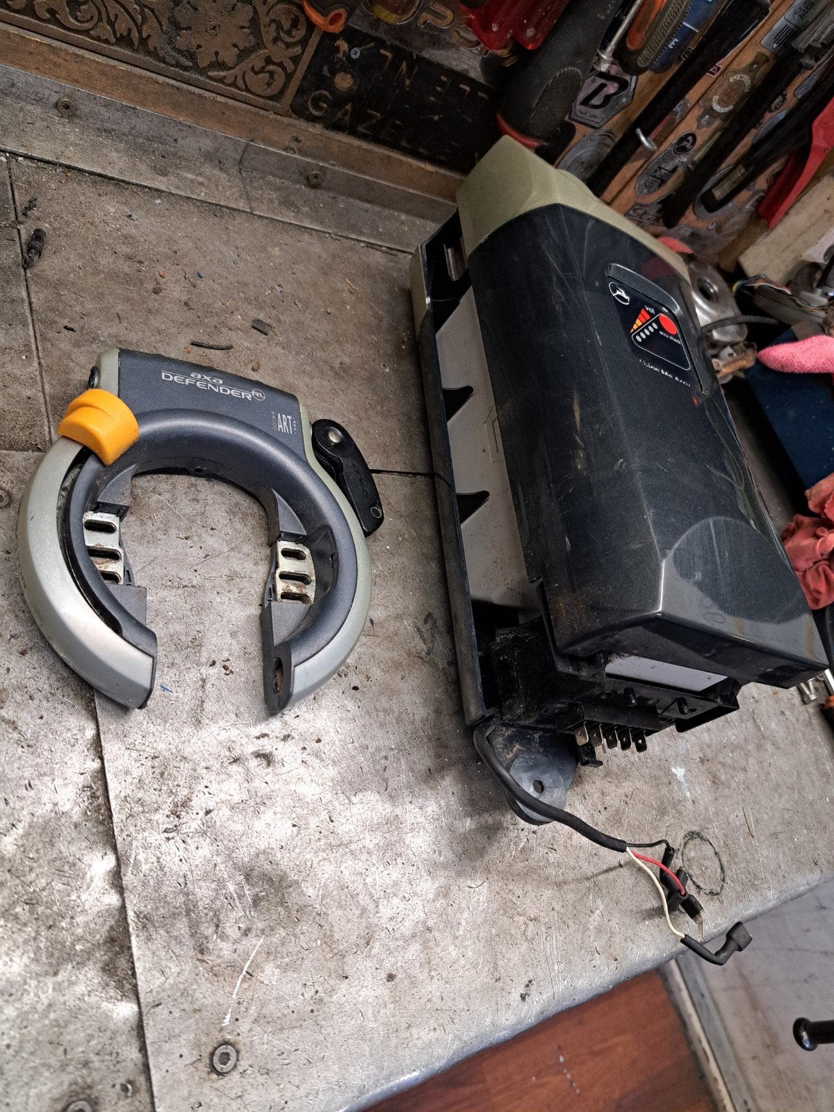 accu,lader,slot gazelle easy glider, Ophalen, Gebruikt