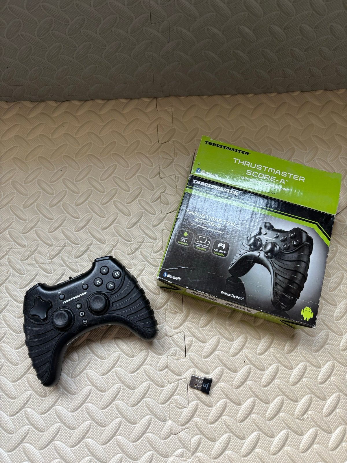 Trustmaster Score-A draadloze gamepad, Spelcomputers en Games, Ophalen of Verzenden, Zo goed als nieuw