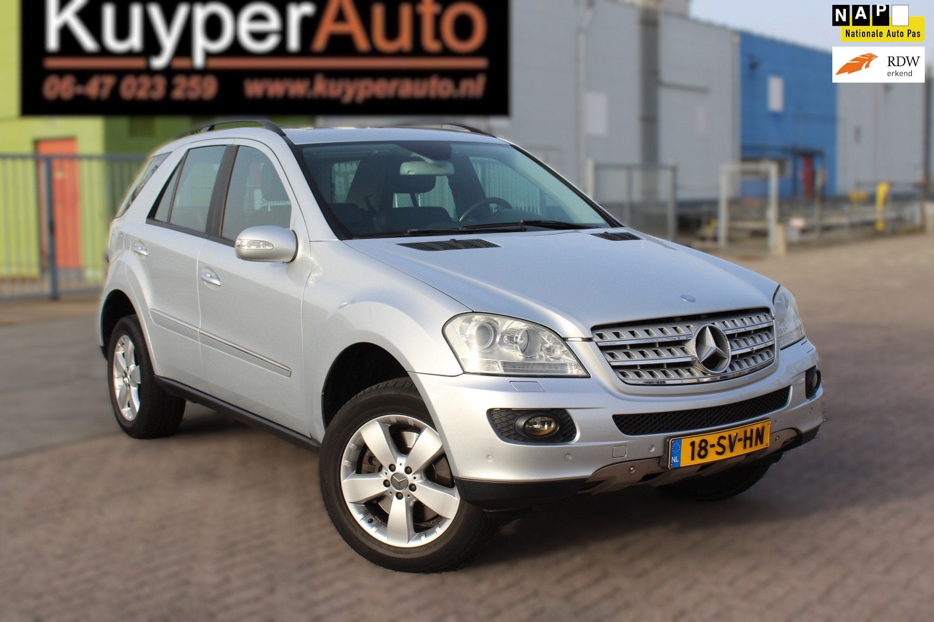 Mercedes-Benz M-klasse 500 AUTOMAAT NED AUTO GOED ONDERHOUDE, Auto's, Automaat, Gebruikt, 8 cilinders, Bedrijf
