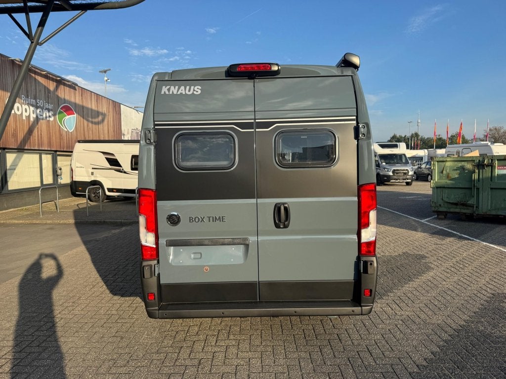Knaus Boxtime 600 ME 2027 AUTOMAAT ENKELE BEDDEN 5000,- KORT, Automaat, Chemisch toilet, Standaard zit, Ringverwarming