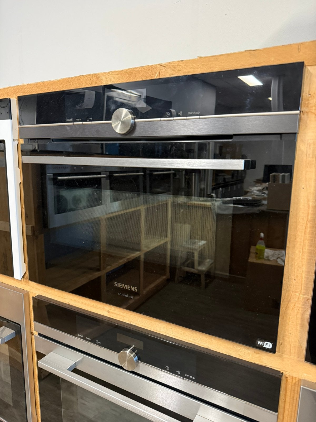 Combimagnetron black steel studioline CM876G0B6, Witgoed en Apparatuur, Ophalen, Combimagnetron, Bsh.nl@behg.com, Zo goed als nieuw