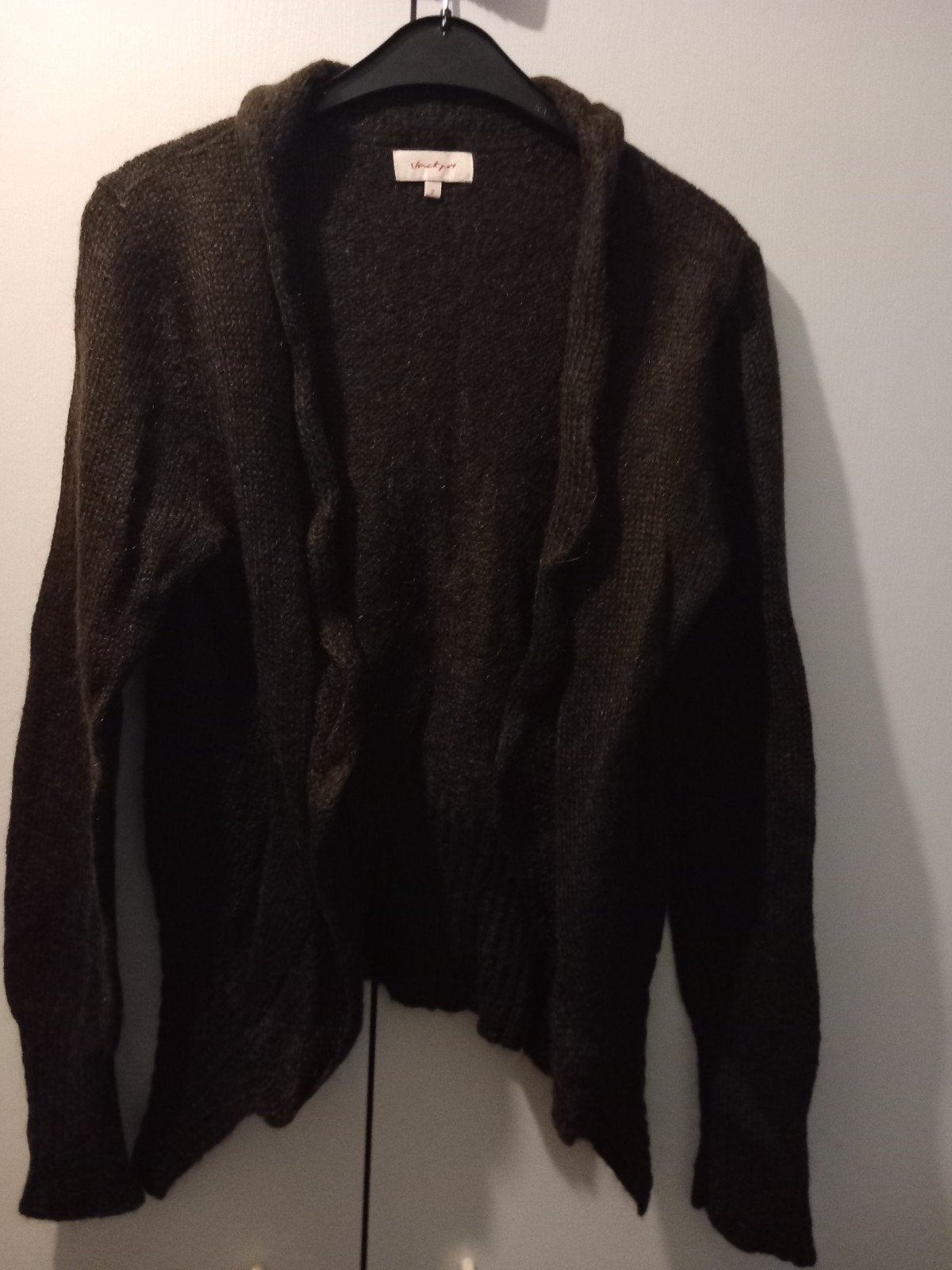Bijna gratis Vest Jackpot maat 2 Zwart Wol open vallend, Kleding | Dames, Maat 38/40 (M), Zwart, Jackpot, Ophalen of Verzenden