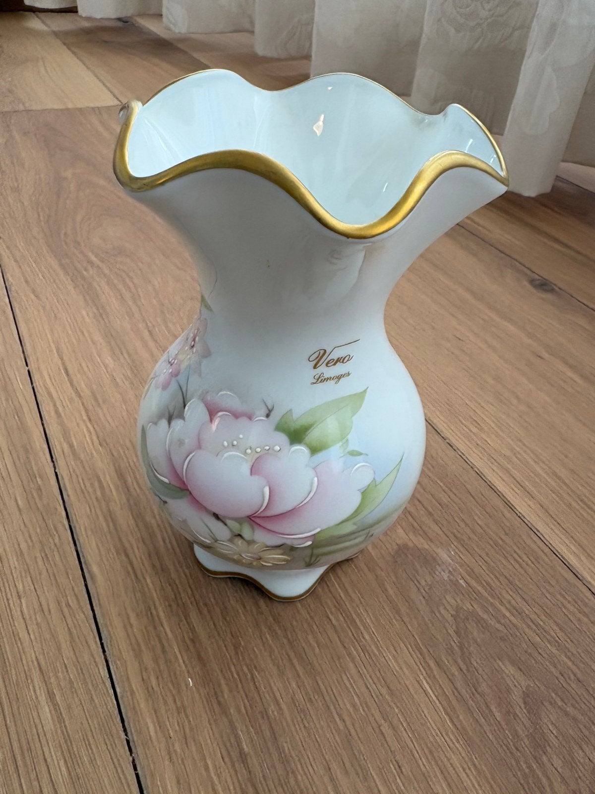 Vera Limoges porseleinen vaas 18 cm, Antiek en Kunst, Antiek | Vazen, Ophalen of Verzenden