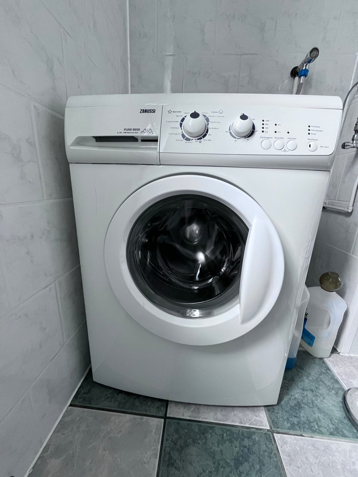 Zanussi Wasmachine (2011) + gratis Bauknecht droger, Witgoed en Apparatuur, Wasmachines, Gebruikt, Voorlader, 6 tot 8 kg, 85 tot 90 cm
