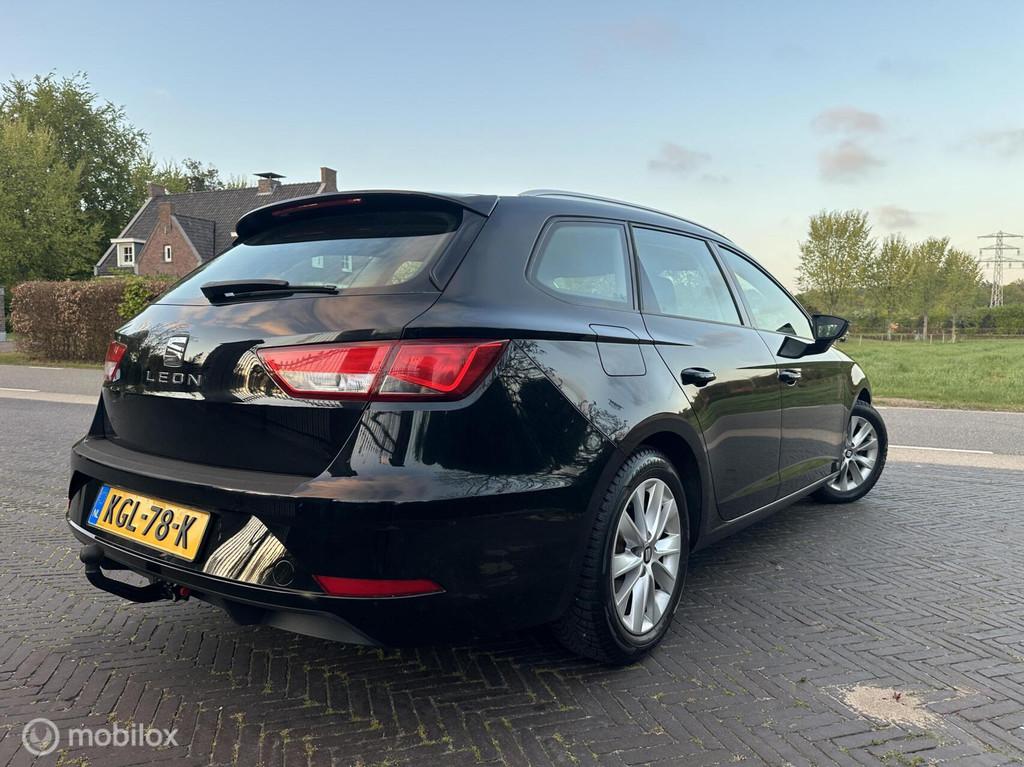 Seat Leon 1.0 EcoTSI Style Trekhaak Cruise LED Garantie✅, Stof, Gebruikt, Met garantie (alle), Leon