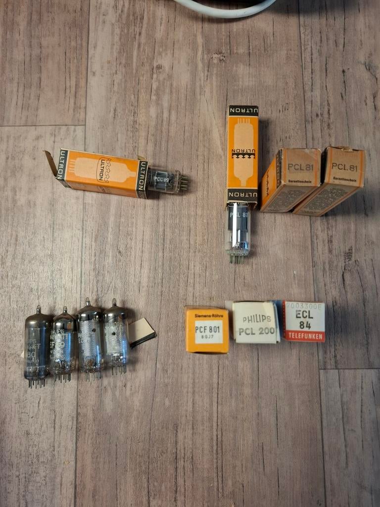 Diverse buizen oa  3x PCL 81, Ophalen