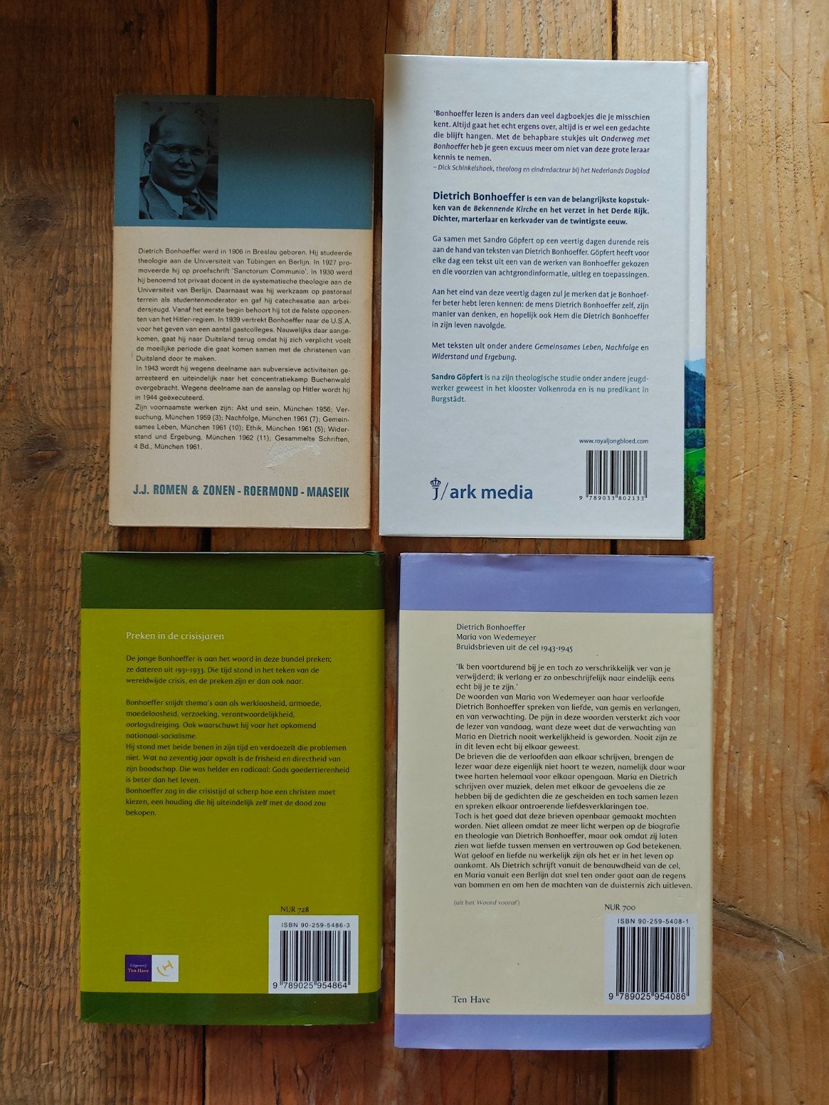 4 Boeken van Dietrich Bonhoeffer., Ophalen of Verzenden, Zo goed als nieuw