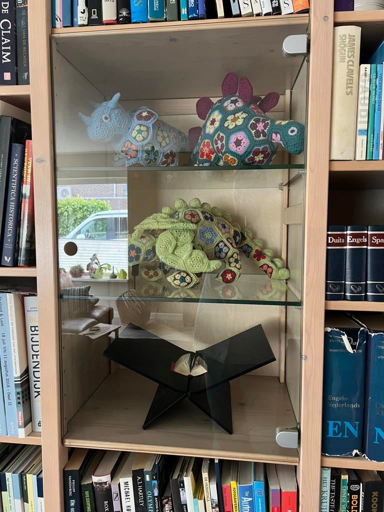Gezocht: glazen vitrine deur Lundia (80 x 46), Ophalen, 50 tot 100 cm, Zo goed als nieuw, Minder dan 100 cm