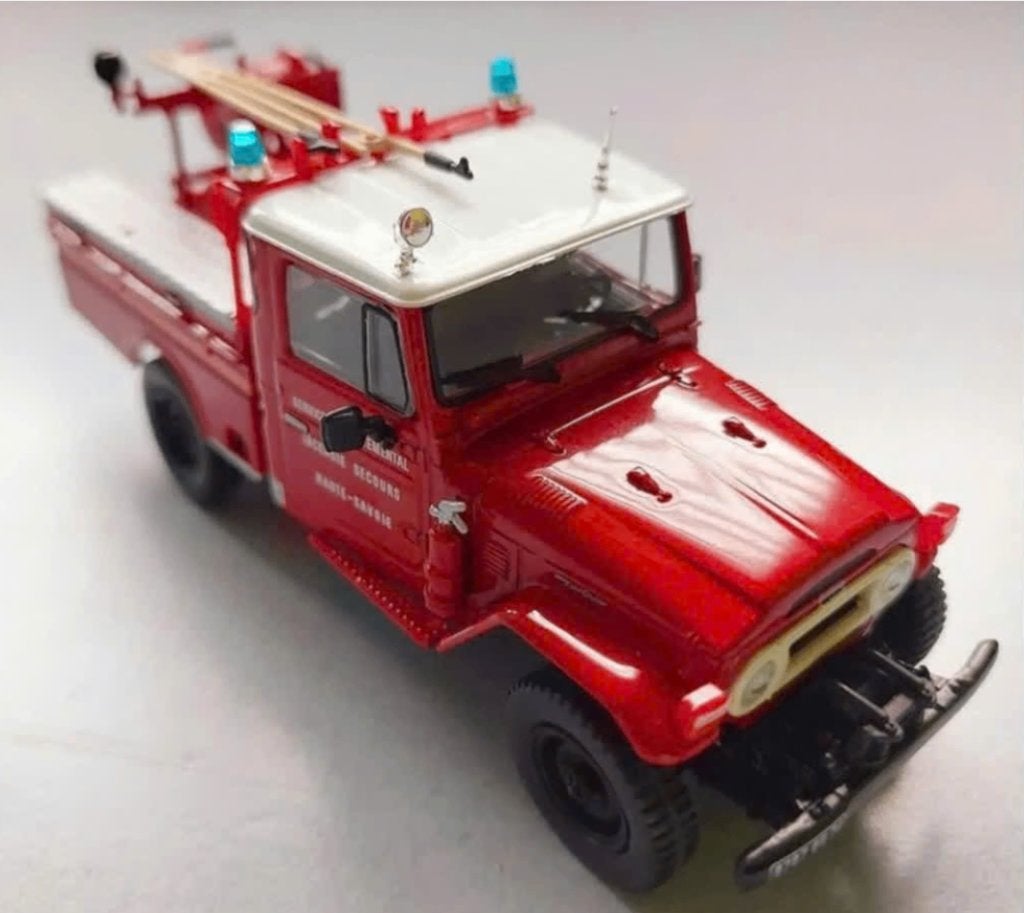 Toyota FJ45 CCFL Desautel Brandweer schaal 1/43 # 19