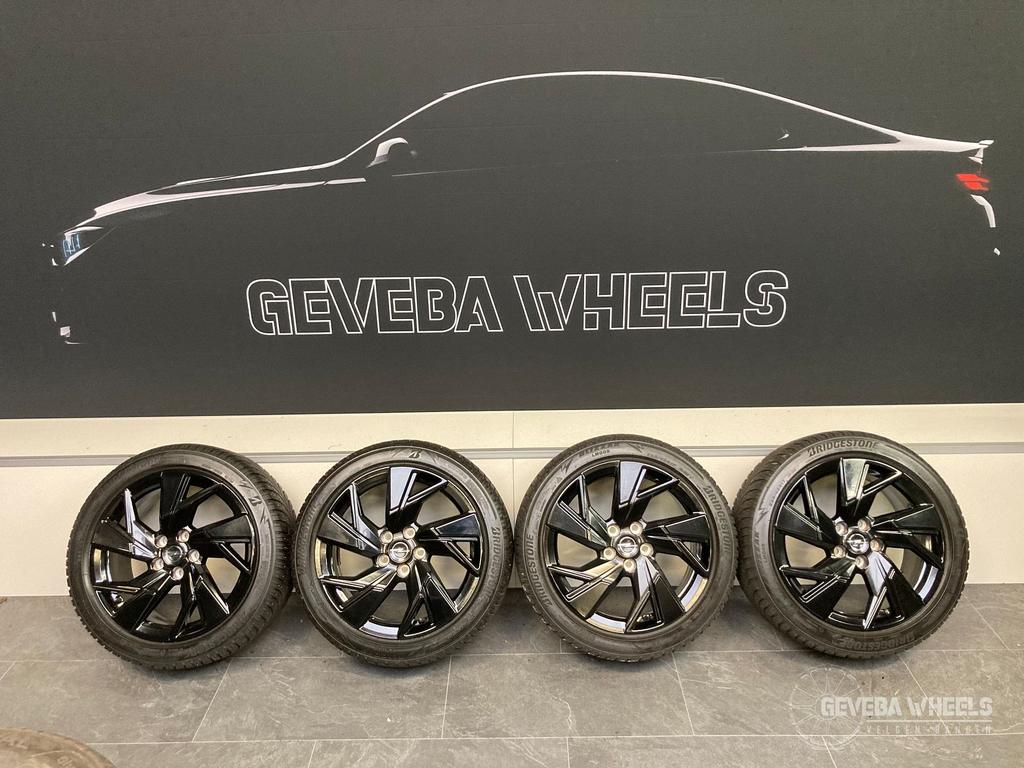 17” originele Opel Astra L velgen + winterbanden 5x108 98432, Gebruikt, -, -, Banden en Velgen