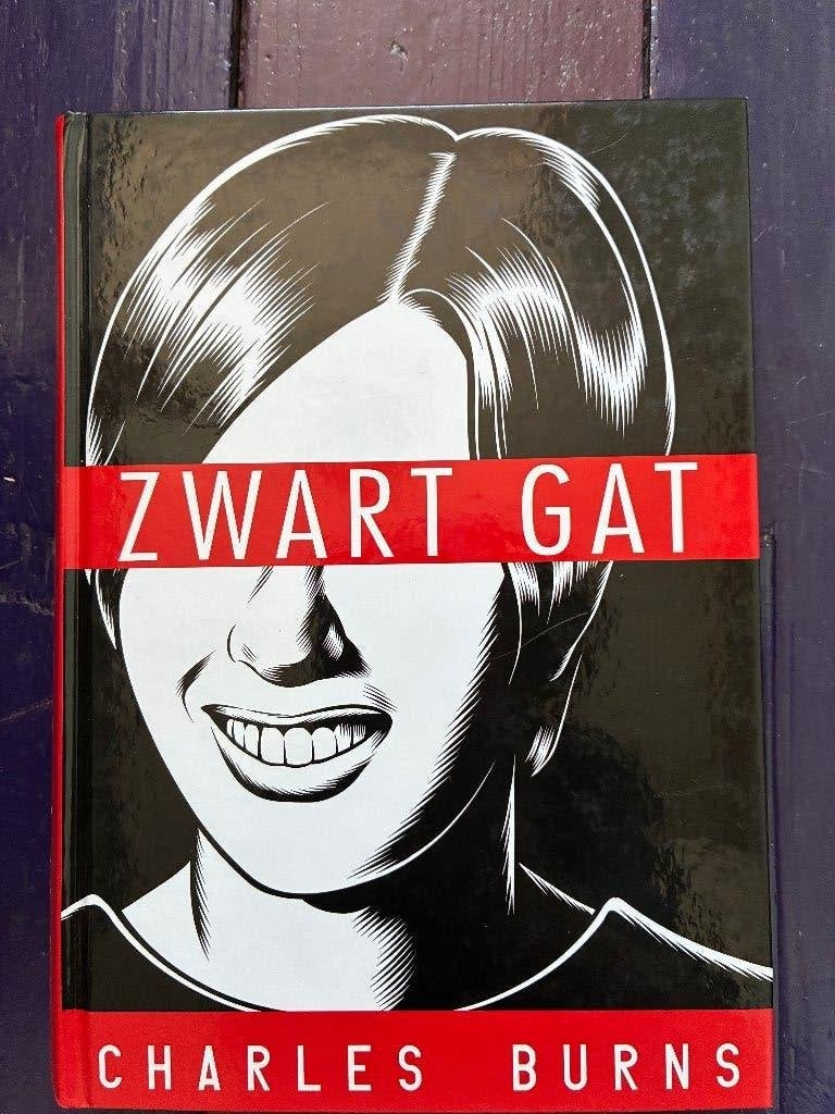 Zwart gat - Charles Burns - graphic novel, Eén stripboek, Ophalen of Verzenden, Zo goed als nieuw