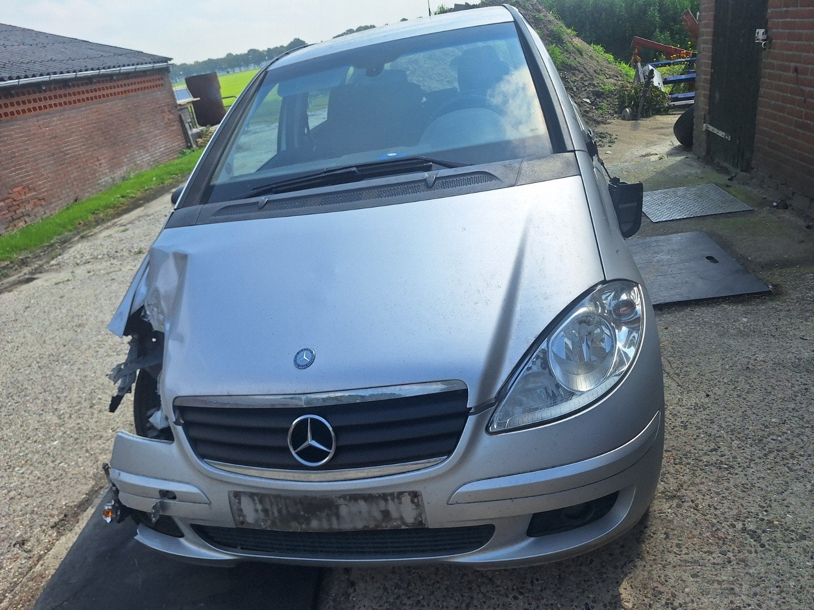Mercedes a klasse, Ophalen