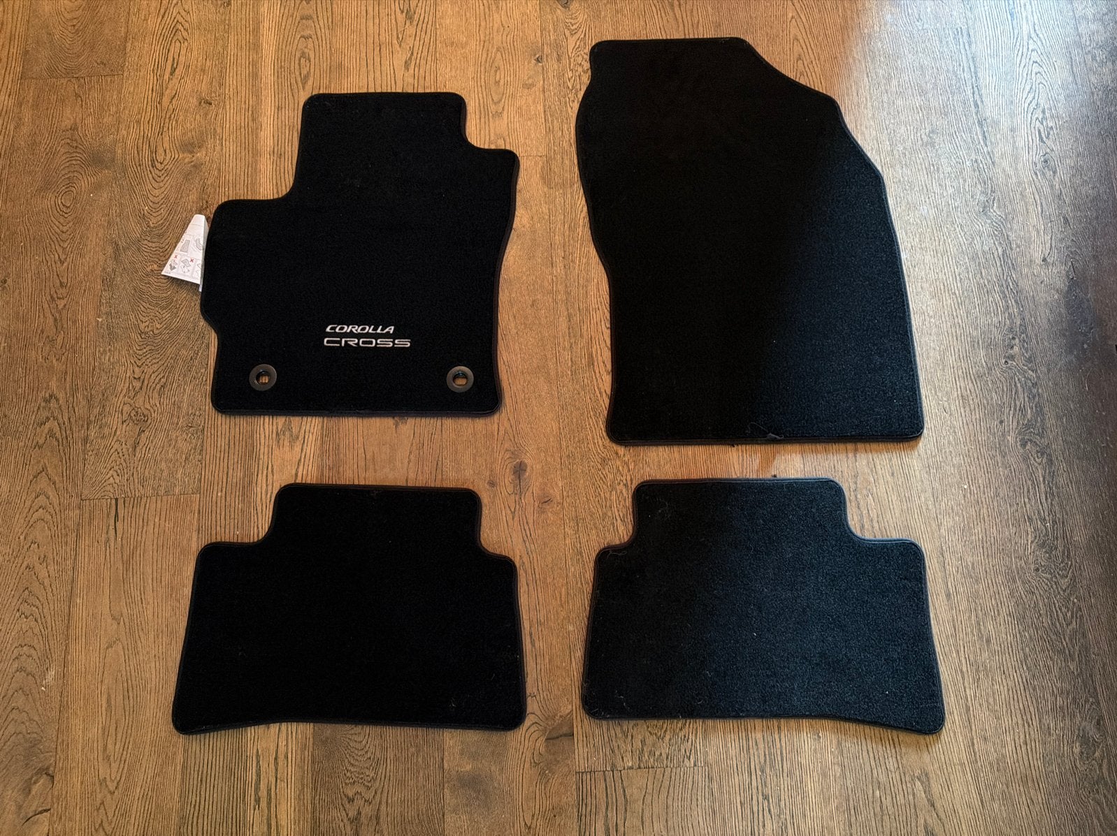 Toyota Corolla Cross automatten set - Nieuw, Ophalen of Verzenden, Nieuw