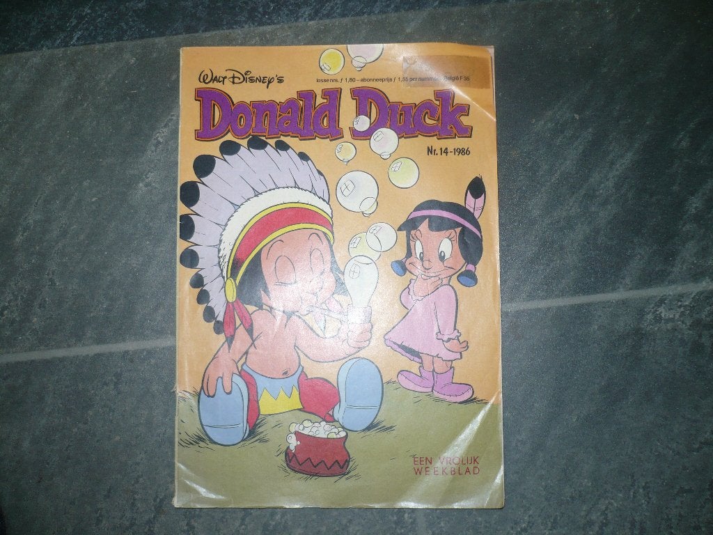 1 donaldduckweekblad nr 14 uit 1986 met stripgoed nr 38 erin, Gelezen, Eén stripboek, Ophalen of Verzenden, Donald Duck