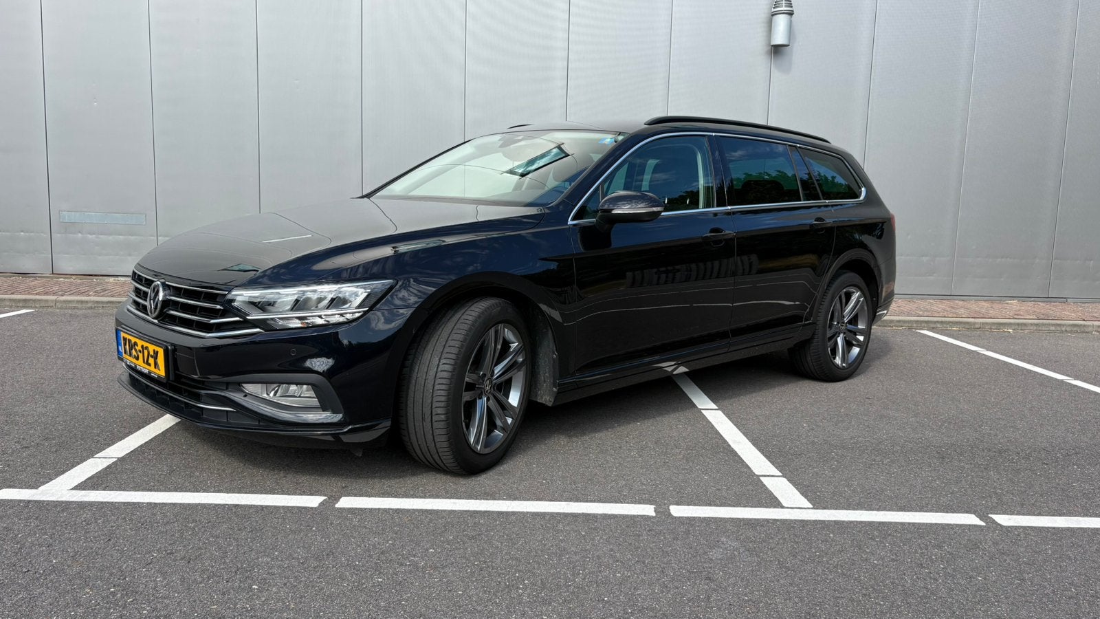 Volkswagen Passat 2.0 TDI 150pk DSG 2020 Zwart, 1490 kg, 4 cilinders, 2000 kg, Zwart
