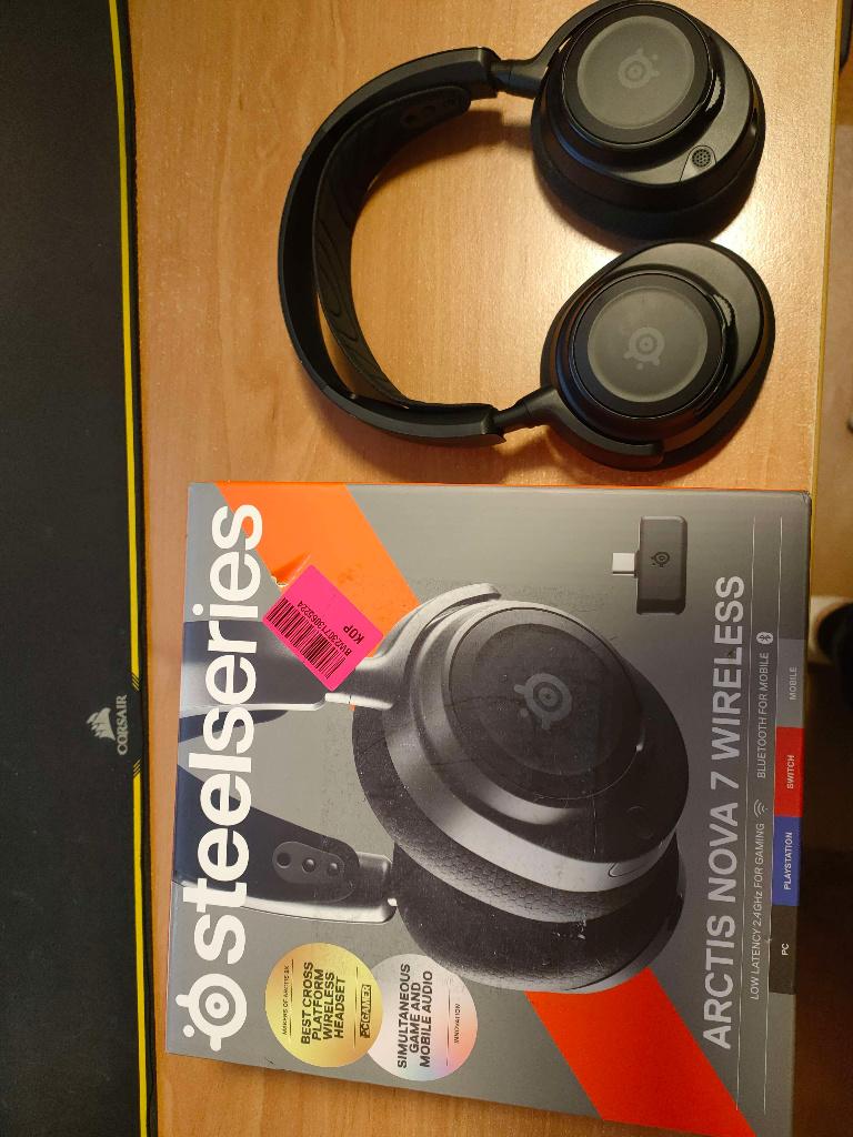 Steelseries Arctis Nova 7 Draadloos | Zwart | Compleet, Computers en Software, Headsets, Gebruikt, Over-ear, Draadloos, Gaming headset
